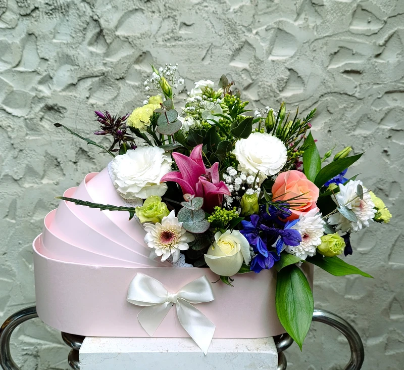 עריסת פרחים לבת