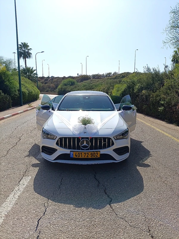 השכרת רכב לכול מטרה מרסדס AMG CLA כולל נהגת או נהג לבחירה +קישוט לרכב+זר כלה