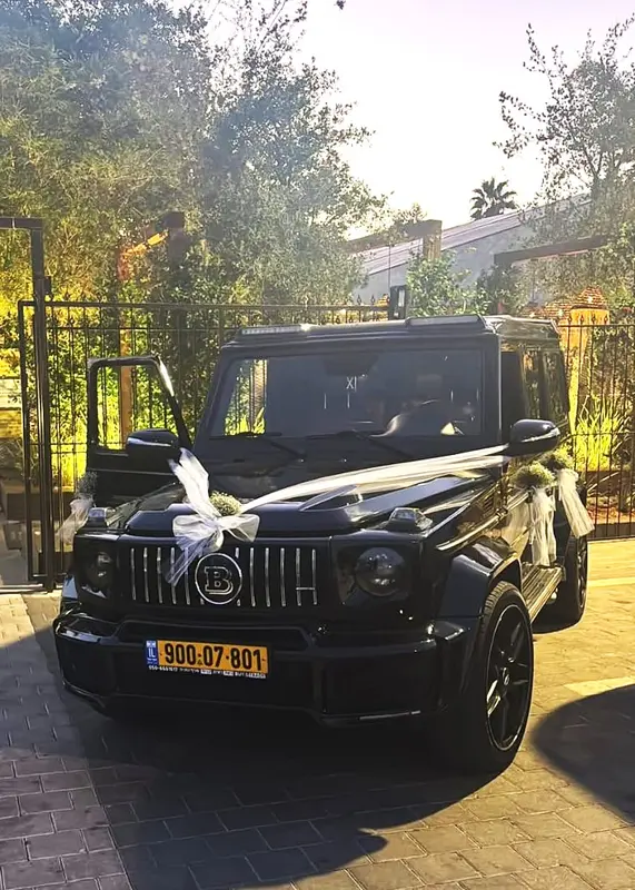 השכרת רכב מרסדס G קלאס 63 AMG לכול מטרה כולל נהג