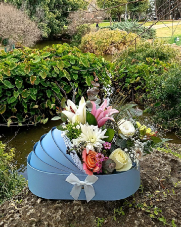 עריסת פרחים לבן